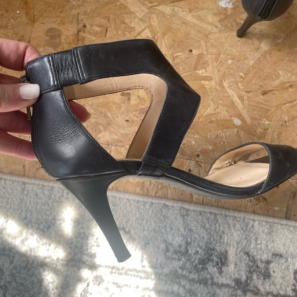Black Jessica Simpson leather heels, size 8 - Picture 8 of 9